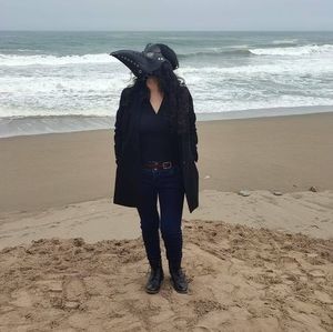 Meet your Posher, Helen